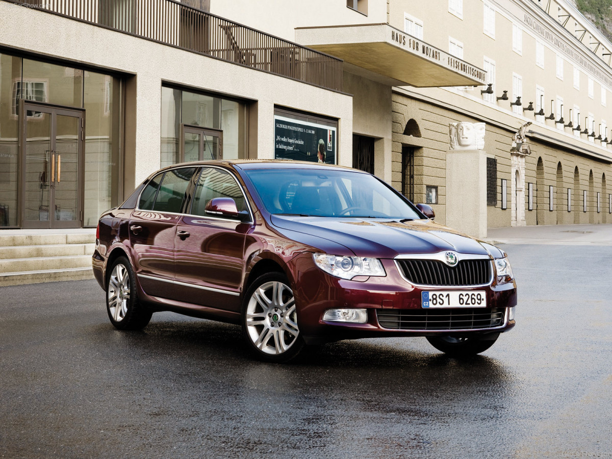 Skoda Superb фото 58947