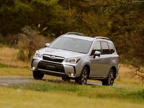 Subaru Forester фото