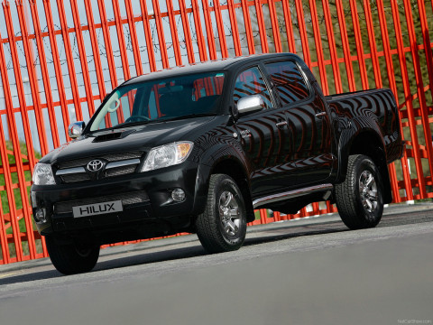 Toyota Hilux фото