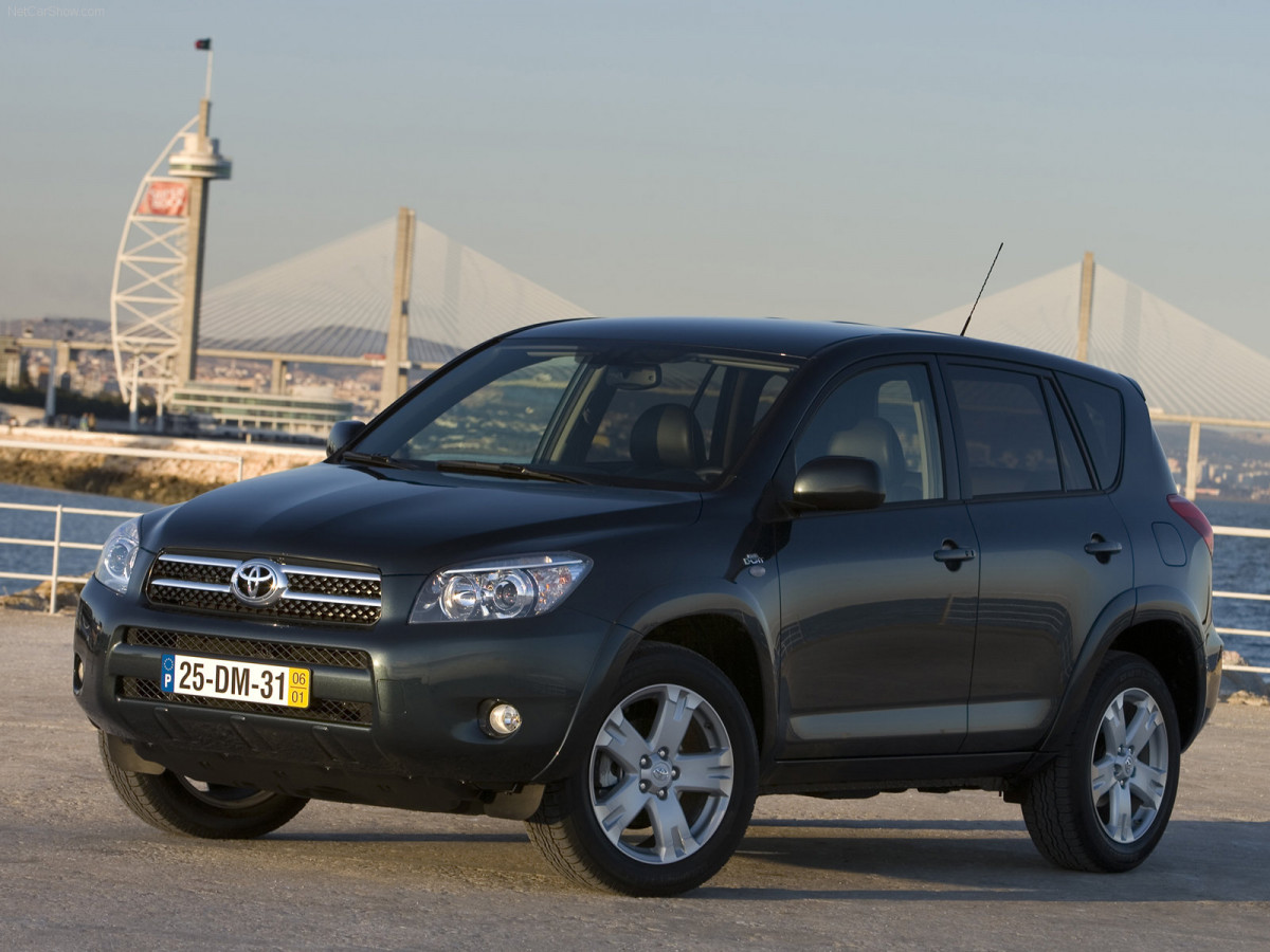 Toyota Rav 4 фото 32022