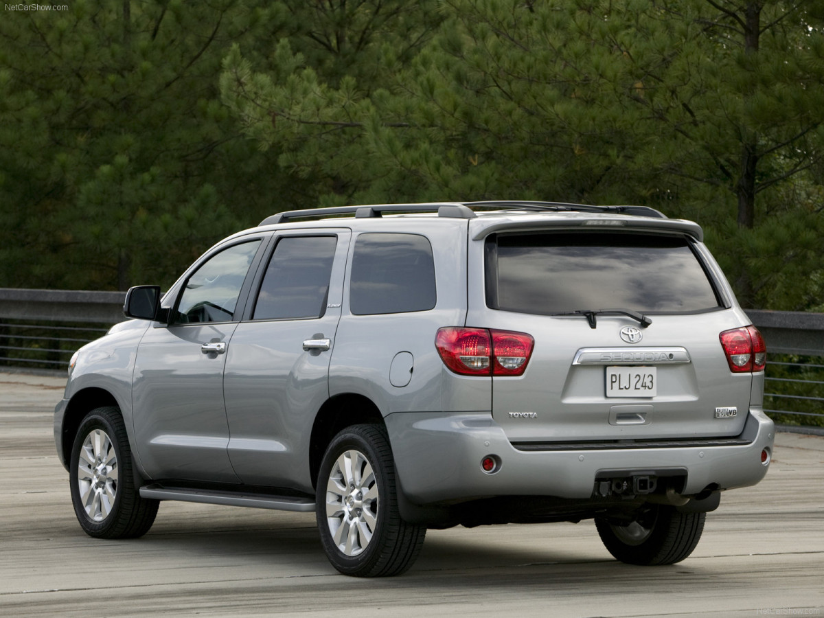 Toyota Sequoia фото 49452