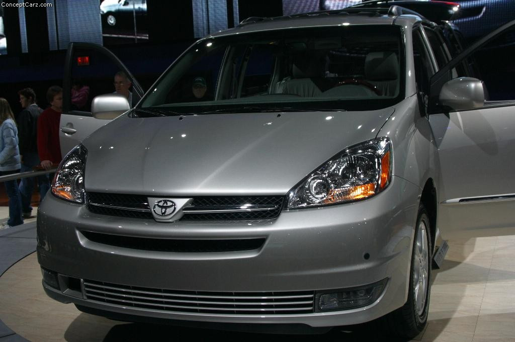 Toyota Sienna фото 28200