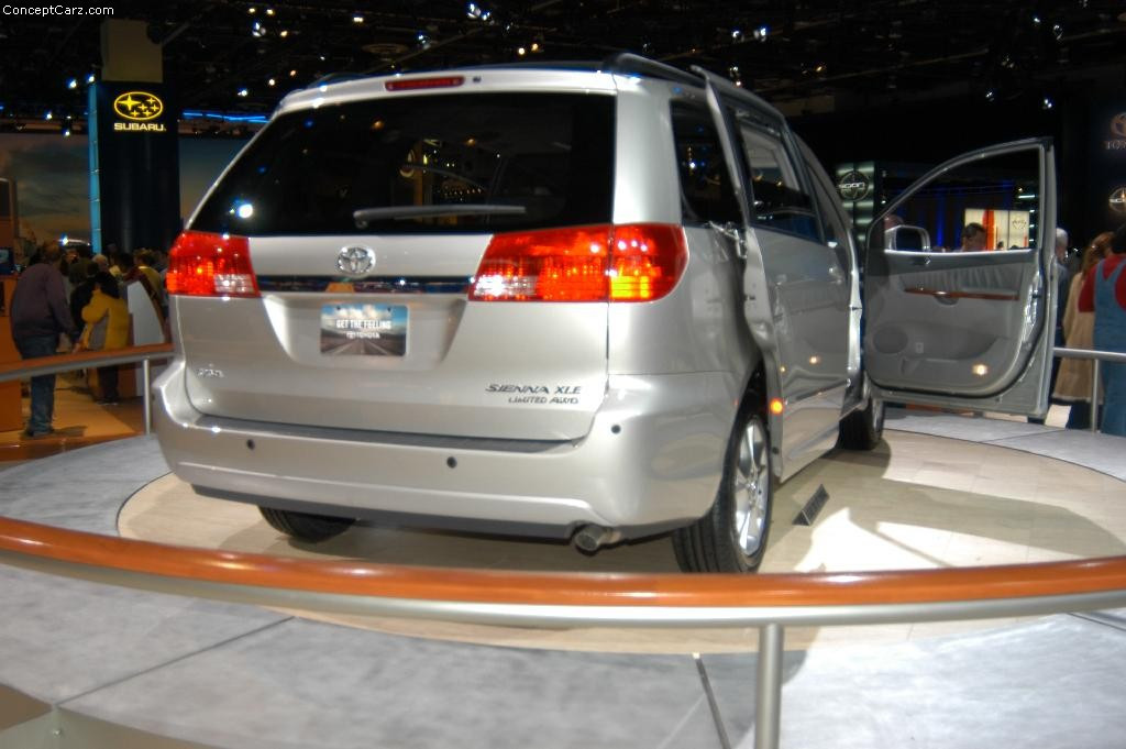 Toyota Sienna фото 28203