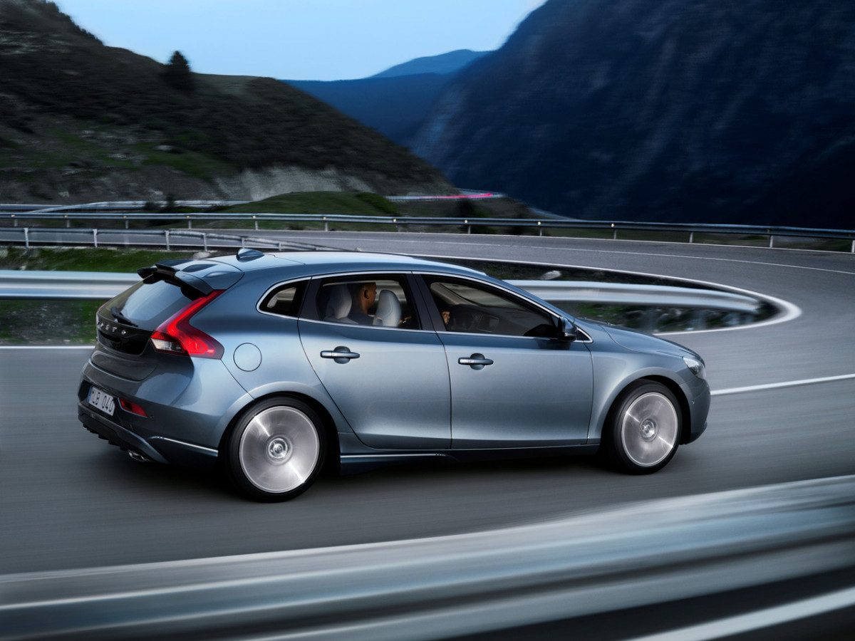 Volvo V40 фото 108697