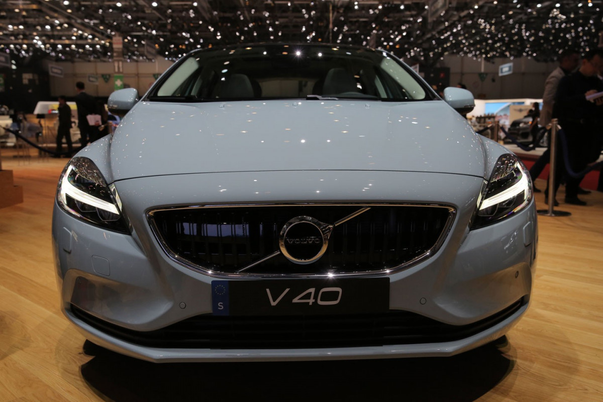 Volvo V40 фото 168816