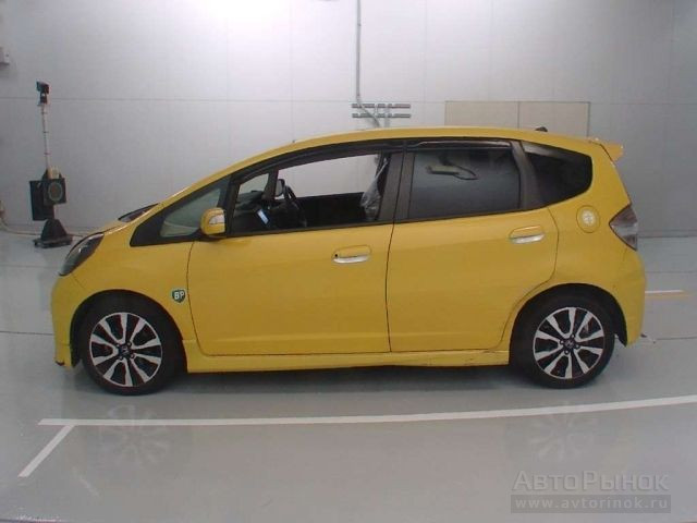 продажа Honda Fit RS