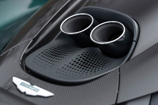 Aston Martin Valhalla