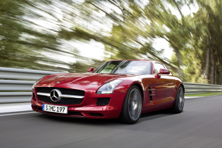 Mercedes-Benz SLS AMG