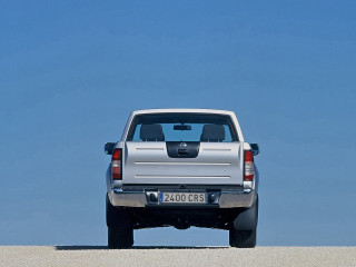 Nissan NP300