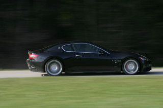 Novitec Rosso Maserati GranTurismo S Tridente