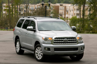 Toyota Sequoia