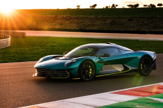 Aston Martin Valhalla