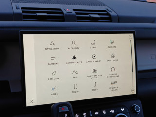 Land Rover Defender 110