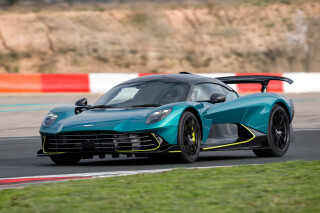 Aston Martin Valhalla