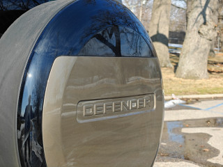 Land Rover Defender 110