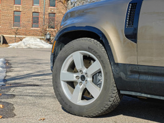 Land Rover Defender 110