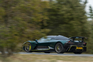 Aston Martin Valhalla