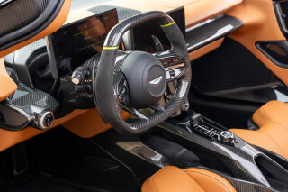 Aston Martin Valhalla