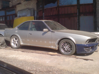 BMW 6-series E24