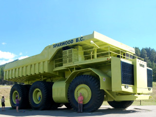 Terex Titan