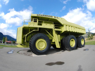 Terex Titan