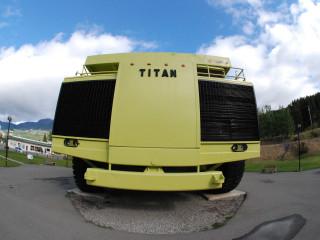 Terex Titan