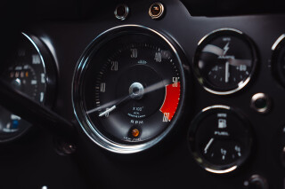 McLaren M6 GT