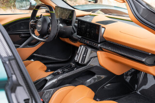 Aston Martin Valhalla