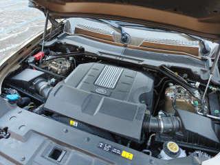 Land Rover Defender 110