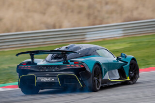 Aston Martin Valhalla