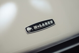 McLaren M6 GT