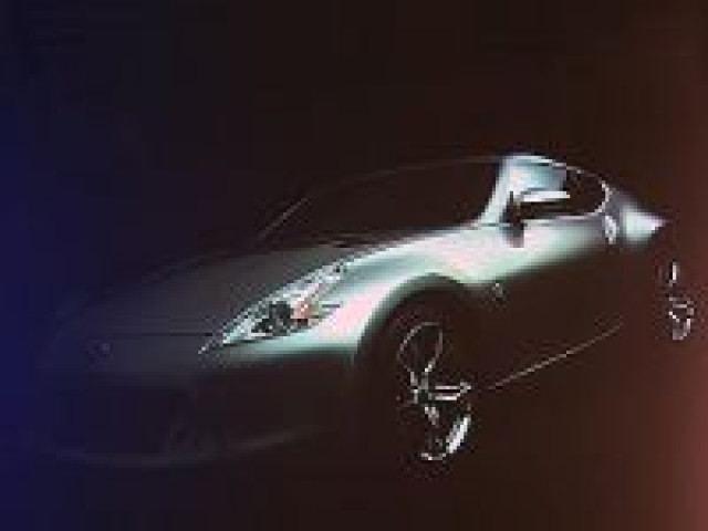 Nissan 370Z первая фотография спорткупе