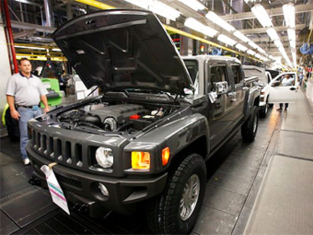 Последний внедорожник Hummer сошел с конвейера завода GM