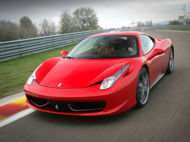 Порция новых обновлений для Ferrari 458 Italia