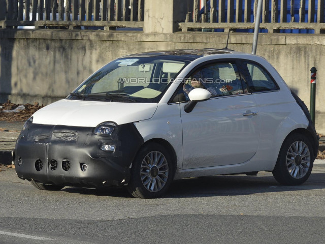 Изменённый Fiat 500 выследили в Италии