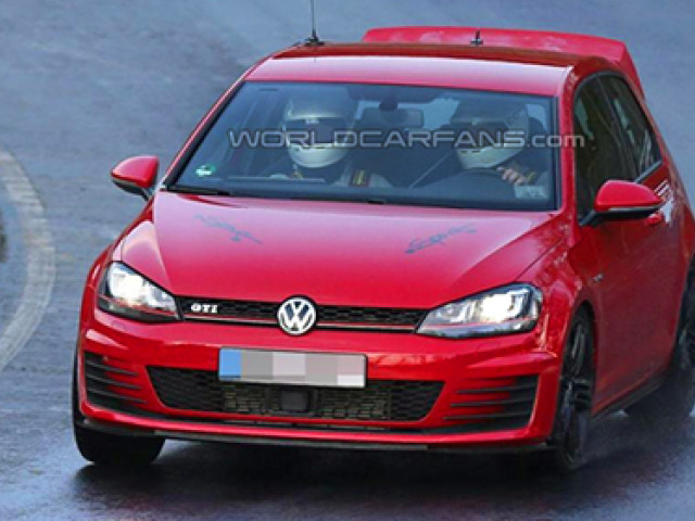 Новая генерация Volkswagen Golf GTI появится в 2019 году