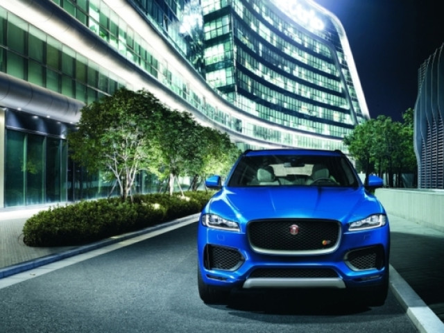 Jaguar F-Pace приедет в Россию 20 июня