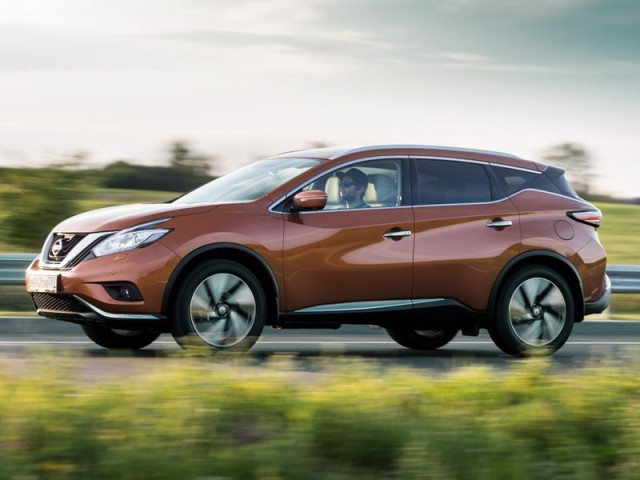 В России устраивают отзыв кроссоверов Nissan Murano