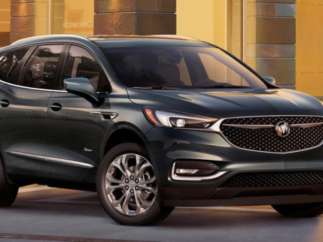 Кросс Buick Enclave поменял поколение