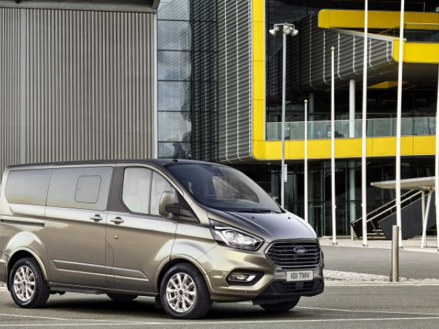 Вскоре к нам приедет новое исполнение Ford Tourneo Custom