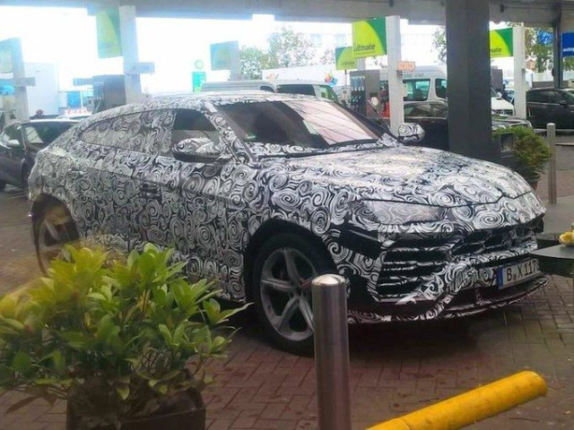 Lamborghini Urus полностью подготовился к дебютному показу