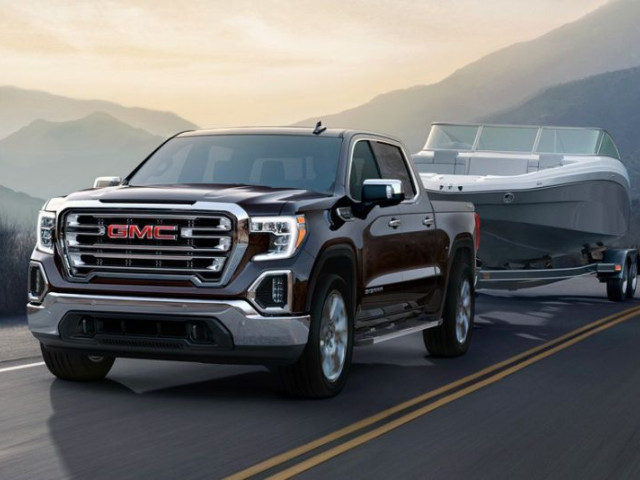 GMC Sierra: уникальные опции пикапа нового поколения