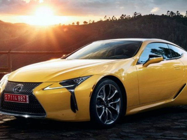 Lexus LC 500: новую спецверсию привезут в Париж