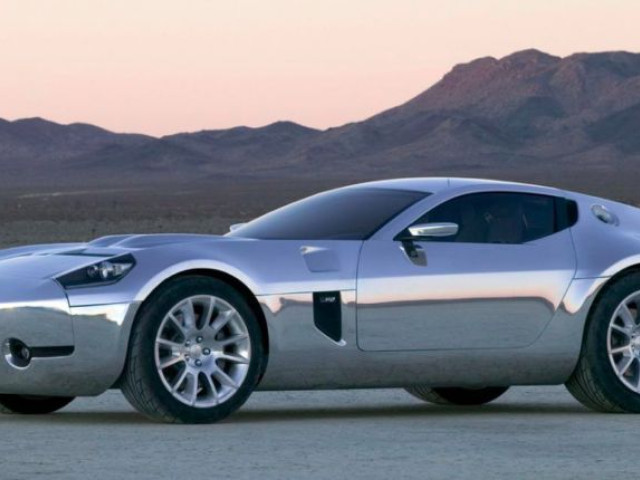 Тюнинг-ателье Superformance обязалось запустить в серию прототип Shelby 2005