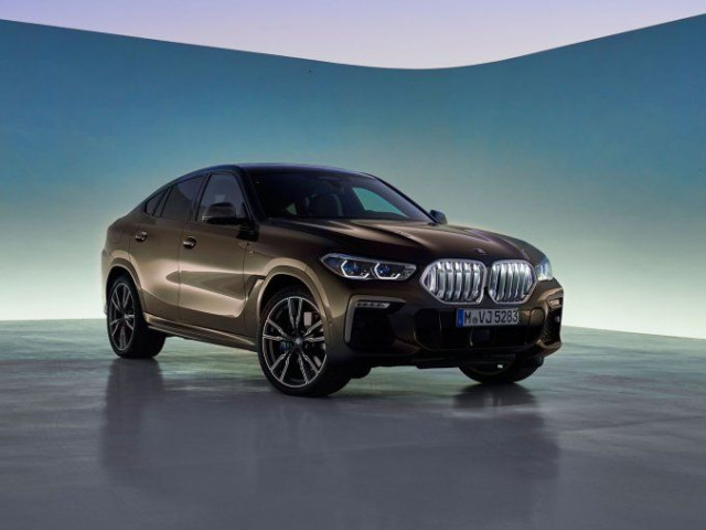 Стала известна цена нового BMW X6 для России