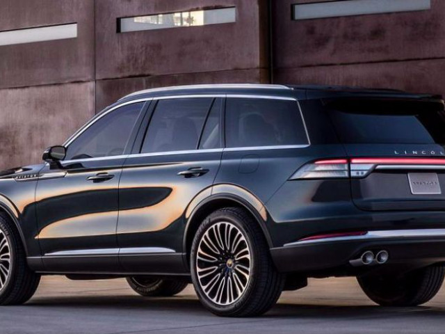 Нового Lincoln Aviator сделали более мощным, чем ожидалось