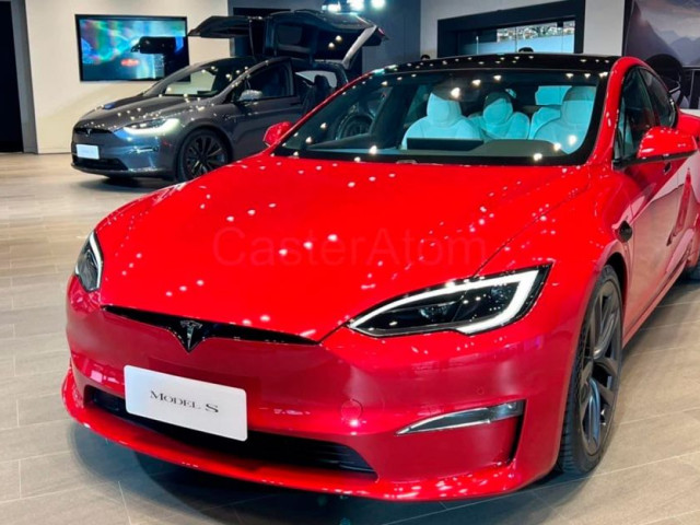 Tesla Model S показала в Тайване обновленную версию