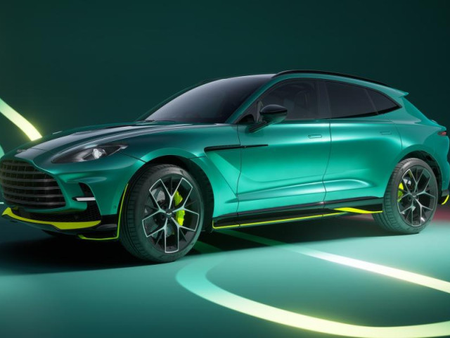 Aston Martin DBX707 AMR24: формульная эстетика и мощь
