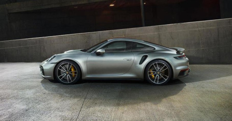 Porsche представит гибридную версию легендарного 911 Turbo