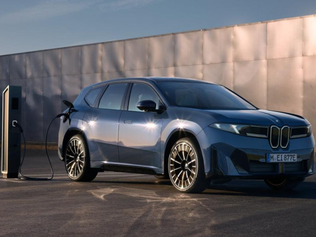 BMW презентовала первопроходца семейства Neue Klasse